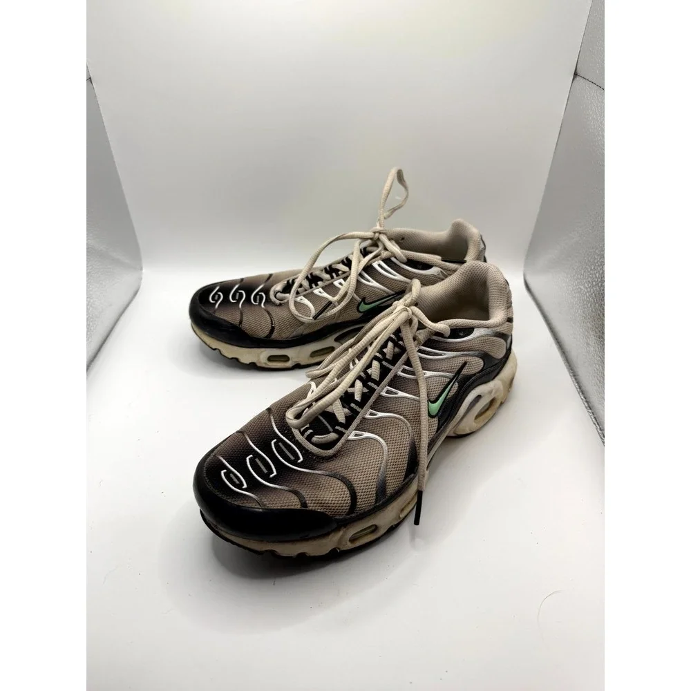 Nike Air Max Plus GS CD0609-106 Kids 5.5 Sneaker White Mint Mesh Running Shoes‎